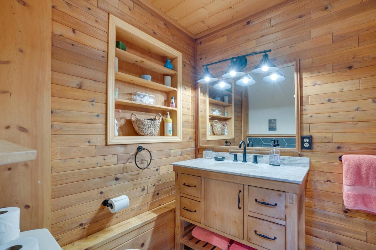 Leavenworth Cabin With Private Hot Tub! Exterior photo